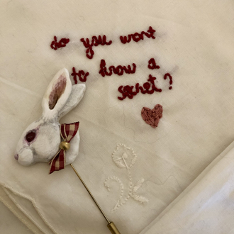 “Love” temalı 7 adet servis peçetesi
