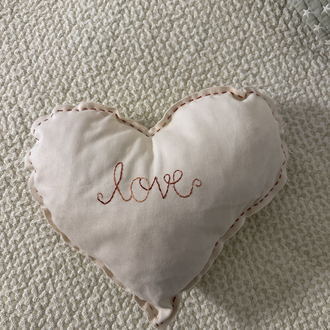 Love yastık 