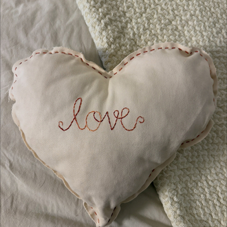 Love yastık 