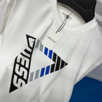 Guess T-shirt