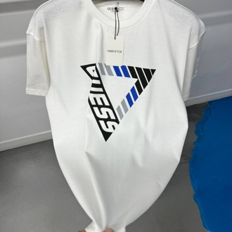 Guess T-shirt