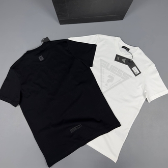 Guess T-shirt