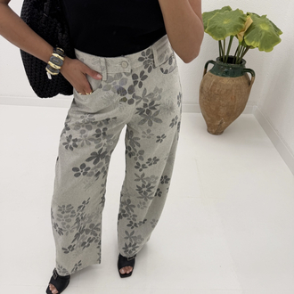 Baggy Model Papatya Desenli Jean
