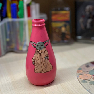Yoda şişe