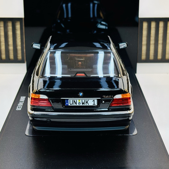 BMW 740i E38 SEDAN