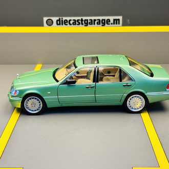 MERCEDES-BENZ S320 W140