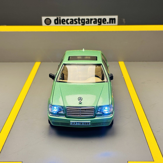 MERCEDES-BENZ S320 W140