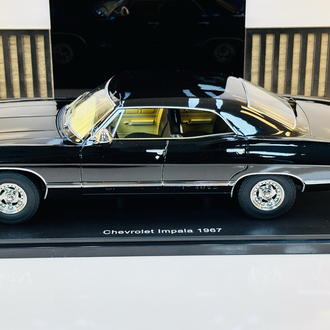1967 CHEVROLET IMPALA