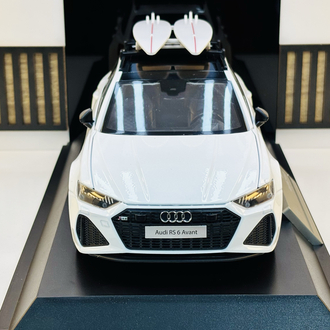 AUDI RS6 AVANT