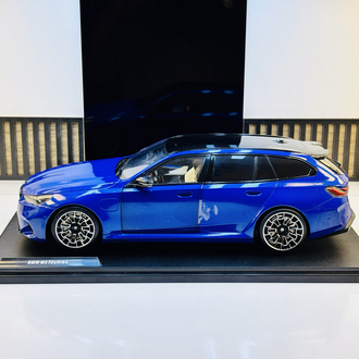 2024 BMW M5 TOURING