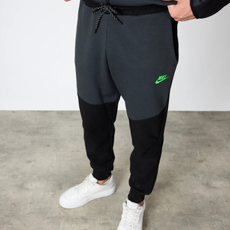 NİKE TECH FLEECE EŞOFMAN TAKIM