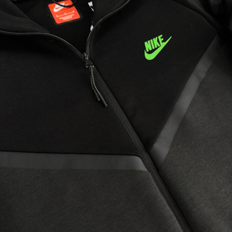 NİKE TECH FLEECE EŞOFMAN TAKIM