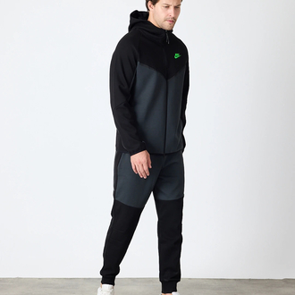 NİKE TECH FLEECE EŞOFMAN TAKIM