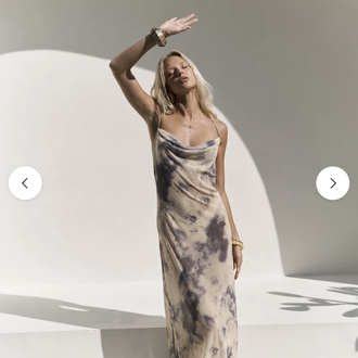 Chomhan sarı degaje yaka tül elbise
