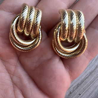 Sofi’s gold küpe