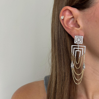 Chandelier earring