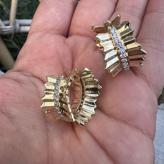 Loveislife earring