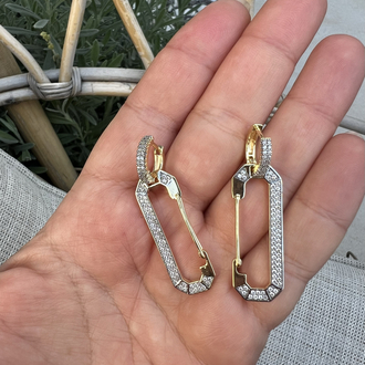 Keylock earring