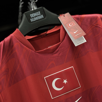 PROFESYONEL MİLLİ TAKIM FORMASI KIRMIZI