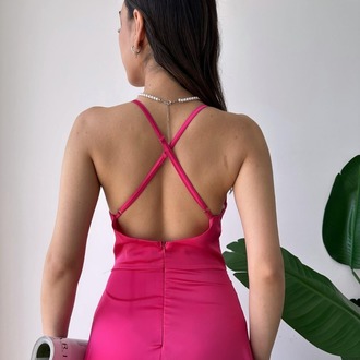 Kadın Fuşya Degaje Yaka Maxi Boy Yırtmaçlı Saten Elbise