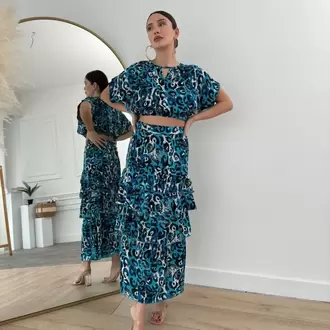 Leopar Desenli Volanlı Crop Top ve Etek Takım-Mavi 