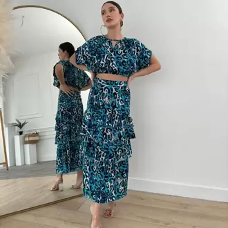 Leopar Desenli Volanlı Crop Top ve Etek Takım-Mavi 