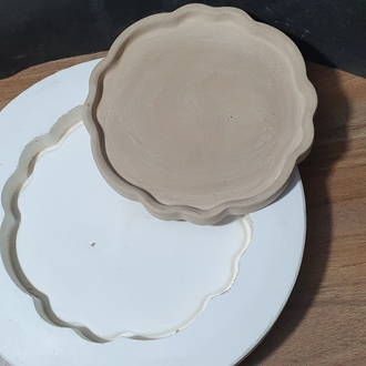 dalgalı tabak kalıbı sır ayaklı