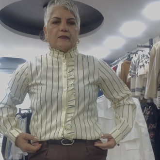 Çizgili fırfırlı gömlek