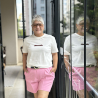 Pembe şort
