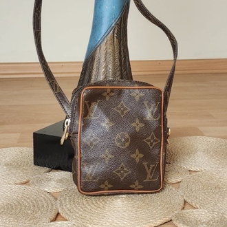 LOUİS VUİTTON Monogram Mini Danube