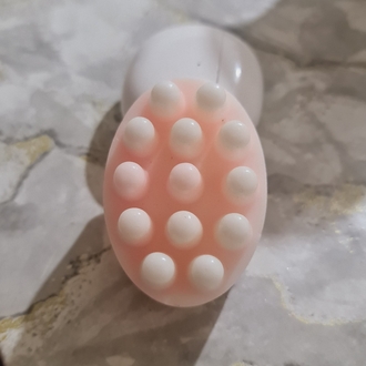 Bal,süt,okiptus, çay ağacı, jojoba yağı,nane yağı,kabak lifli masaj sabun