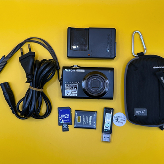 Nikon Coolpix S4000