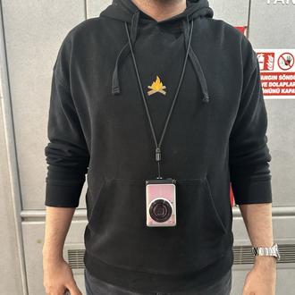 Kompakt modeller için boyun askılığı