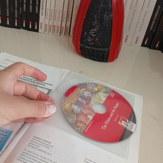CD'li İngilizce Okuma Kitabı