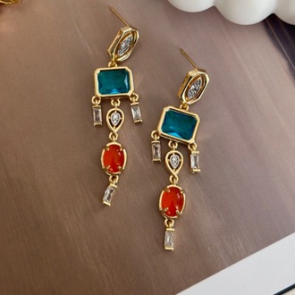 Özel Seri Renkli Taşlı Sallantılı Küpe (Mavi)