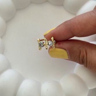 Vip 14K Zirkon Taşlı Kıkırdak Küpe