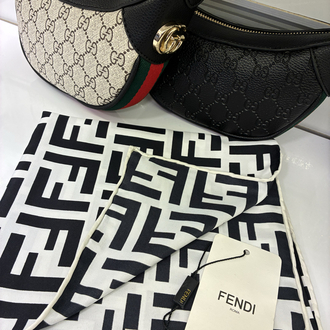 Fendi eşarp