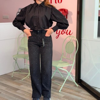 WE COSS DÜĞME DETAYLI BALON MODEL CROP SİYAH GÖMLEK