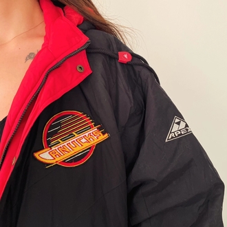 Apex One National Hockey League 90s unisex mont
