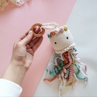 Amigurumi Denizanası Jill Oyuncak (Müzik Kutulu)