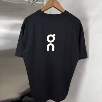 On Cloud Orjinal Etiketli T-Shirt Siyah (Sırt Detay)