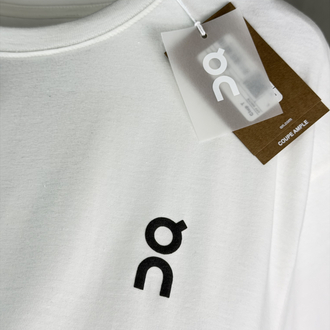 On Cloud Orjinal Etiketli T-Shirt Beyaz (Sırt Detay)