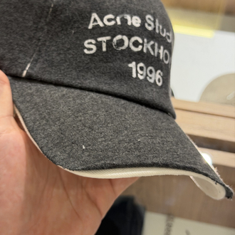 Acne Studios İthal Şapka 01