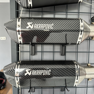SUSTURUCULU AKRAPOVIC 37CM TOK SES