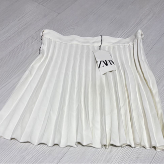 ZARA BEYAZ PİLİSELİ MİNİ ETEK 