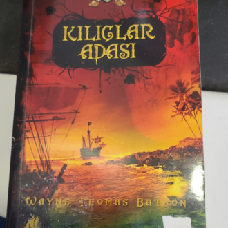 9786055872601 İlyada Yayınevi Kılıçlar Adası (Cep Boy) Edebiyat Bilimi Kitabı
