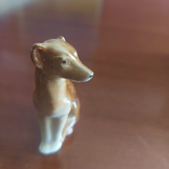 D195812052025 Yükseklik 6cm Genişlik 3cm Gürcistan Porselen Köpek 1 Adet