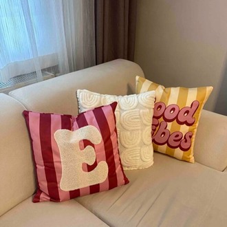 PNK001 Punch Nakışlı Kırlent Kılıfı - 43*43 Cm - Pembe E Harfi ev mobilya dekorasyon