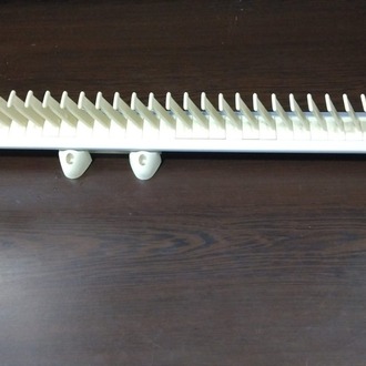 ASG01 Beyaz Gardrop Sürgülü Kravatlık gümüş-krem 50 cm en. 5 cm