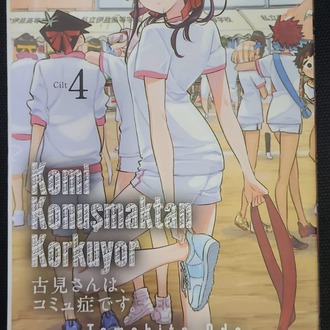 9786256378322 Komi Konuşmaktan Korkuyor Cilt 4 edebiyat çizgi roman kitap